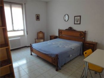 Casa arredata con balcone Cernusco Sul Naviglio