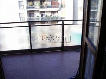 Casa arredata con balcone Cologno sud