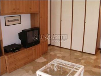 Monolocale affitto Brugherio