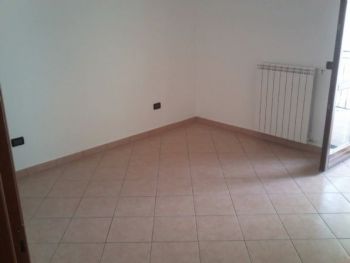 Appartamento con balcone e terrazzo