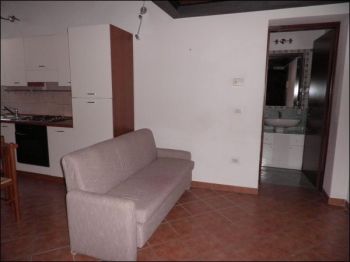 Appartamento arredato con terrazzo Livorno