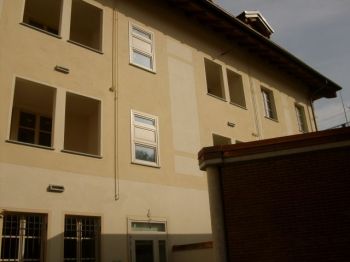 Bilocale arredato, tutto nuovo, centrale