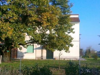 Casa arredata con balcone Imola