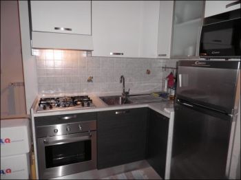 Attico arredato con terrazzo Livorno