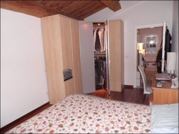 Attico arredato con terrazzo Livorno