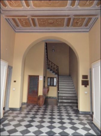 Attico arredato con terrazzo Livorno