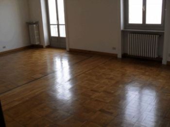 Casa con balcone e garage Centro - Altre fotografie