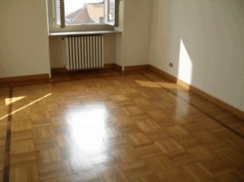 Casa con balcone e garage Centro - Altre fotografie