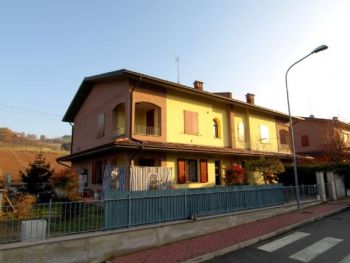 Appartamento affitto Castello Di Serravalle