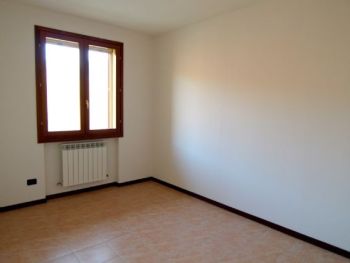 Appartamento con terrazzo Castello Di Serravalle
