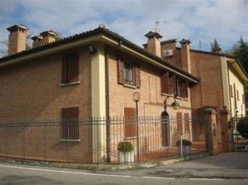 Monolocale arredato con posto auto Colli - Altre fotografie