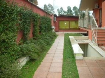 Monolocale arredato con giardino Infernetto, axa, casal palocco, madonnetta a roma - Altre fotografie