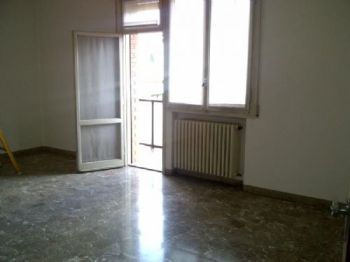 Trilocale con posto auto e terrazzo - Altre fotografie