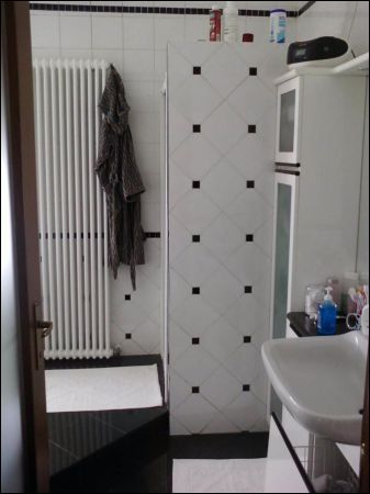 Appartamento arredato con garage Solaro