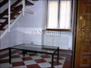 Appartamento arredato con balcone Centro
