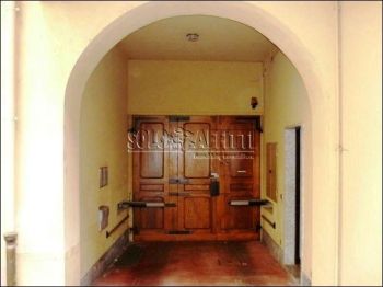 Appartamento arredato con balcone Centro