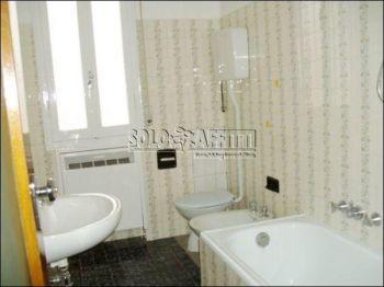 Trilocale con garage e balcone Barca