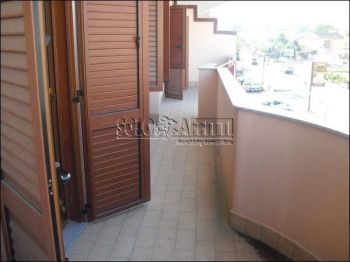 Appartamento con balcone e posto auto