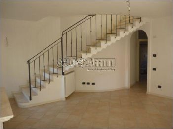 Villa con garage Busto Garolfo