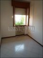 Casa con balcone e posto auto Grottarossa