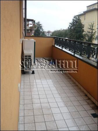 Monolocale con balcone e garage San giuliano alta