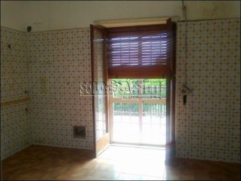 Casa con posto auto e balcone Trionfale