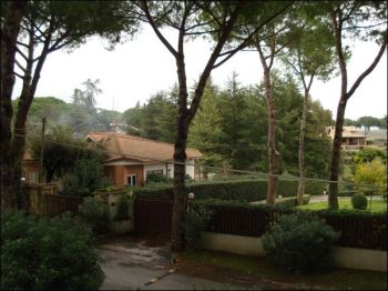 Casa arredata con balcone Castel di guido