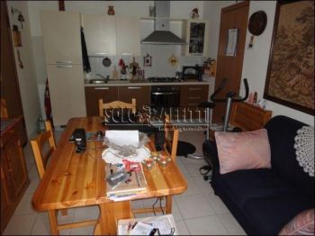 Appartamento arredato con balcone Grottarossa