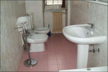 Appartamento arredato con balcone Borgata vittoria