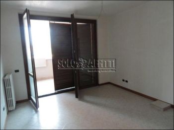 Bilocale con garage e balcone Noviglio
