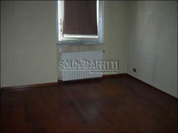 Appartamento con terrazzo e garage Mirafiori sud