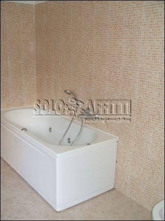 Appartamento con balcone e garage Rosciano