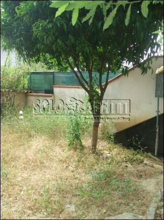 Villa con balcone e garage Pianella