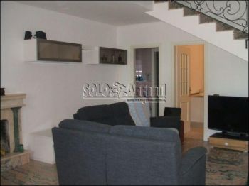 Villa con balcone e garage Pianella