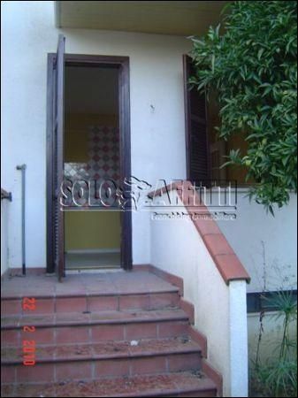 Villa con balcone e garage Pianella
