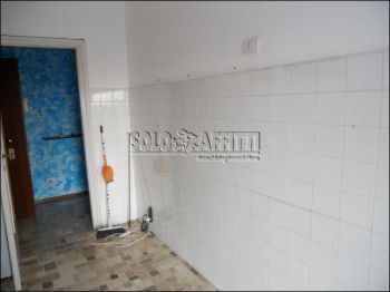 Appartamento con balcone e garage Paderno