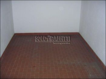 Appartamento con balcone e garage Calderara
