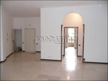 Casa con balcone 5- vigentino, chiaravalle, gratosoglio