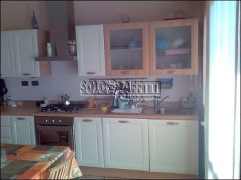 Appartamento arredato con balcone Felino