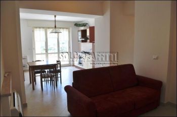 Appartamento arredato con posto auto