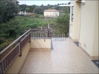 Casa arredata con garage San Gregorio Di Catania
