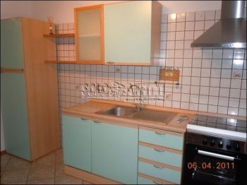 Appartamento arredato con terrazzo V.le africa