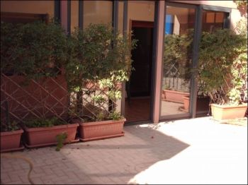 Appartamento arredato con terrazzo V.le africa