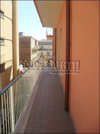 Appartamento con balcone Via g. d'annunzio