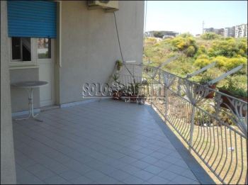 Appartamento arredato con terrazzo Lungomare