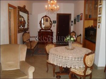 Appartamento arredato con terrazzo Lungomare