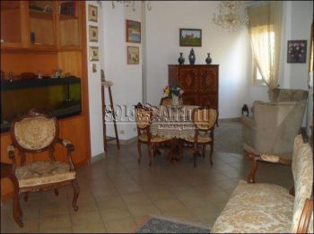 Appartamento arredato con terrazzo Lungomare