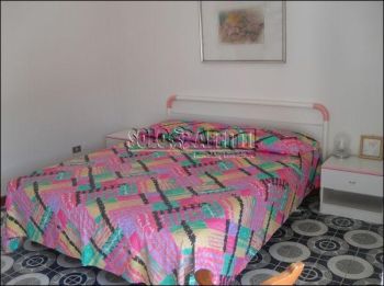Appartamento arredato con balcone Centro