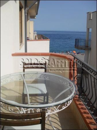 Appartamento arredato con balcone Centro