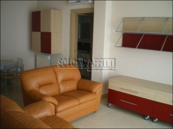 Trilocale arredato con terrazzo San Gregorio Di Catania